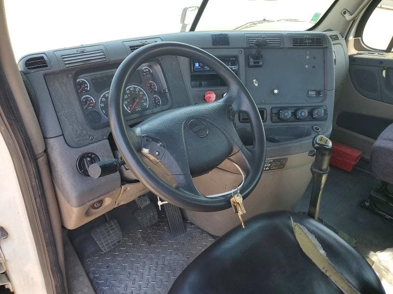 2013 FREIGHTLINER CASCADIA 125