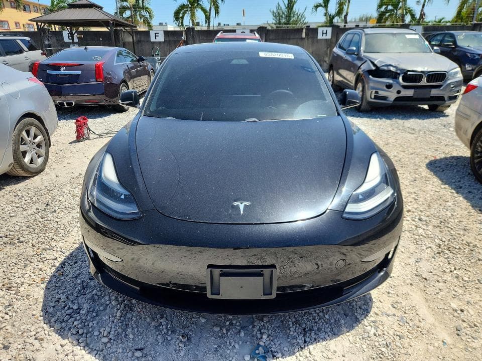 2021 TESLA MODEL 3