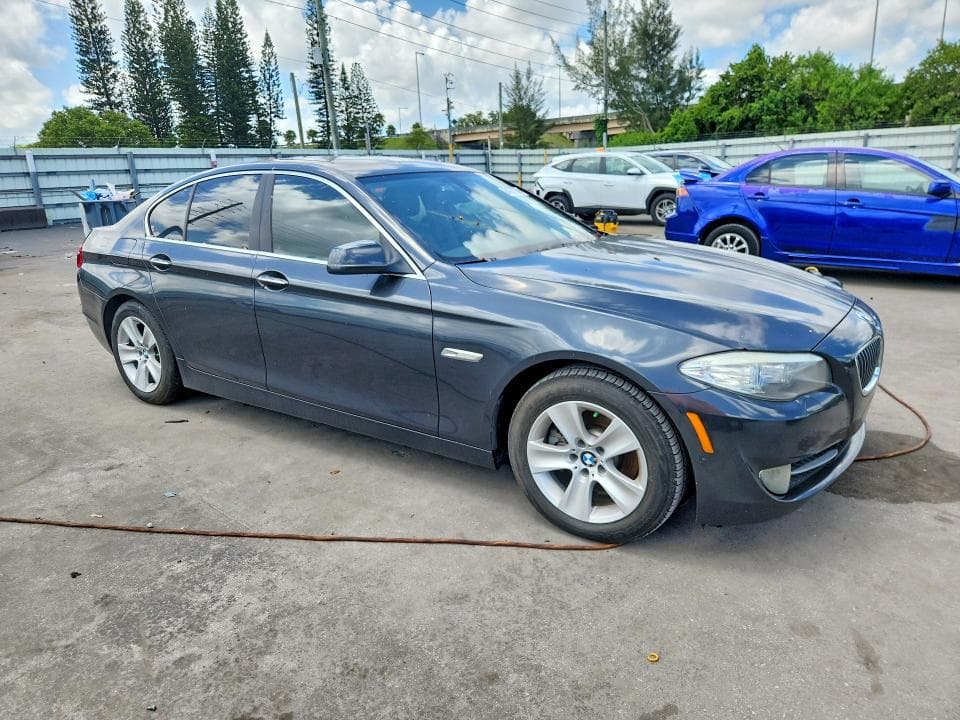 2011 BMW 528 I