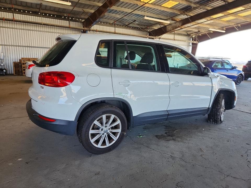 2017 VOLKSWAGEN TIGUAN S