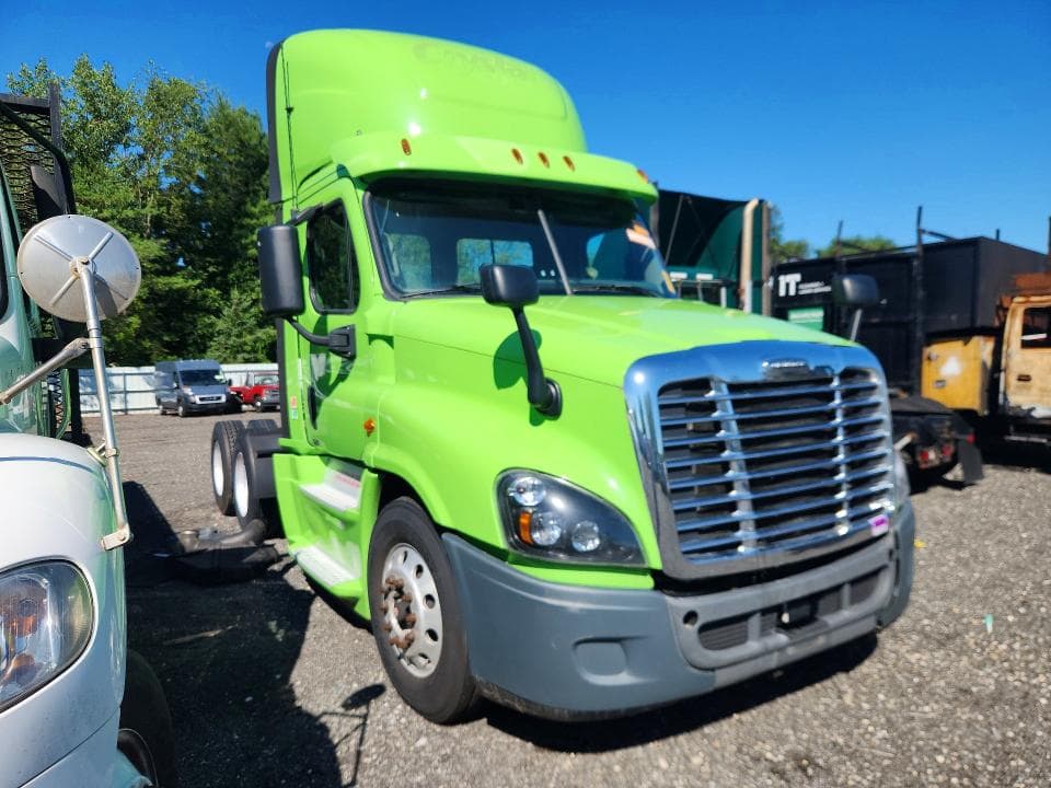 2018 FREIGHTLINER CASCADIA 125
