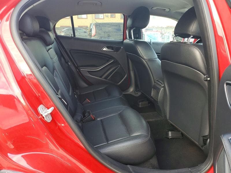 2015 MERCEDES-BENZ GLA 250 4MATIC