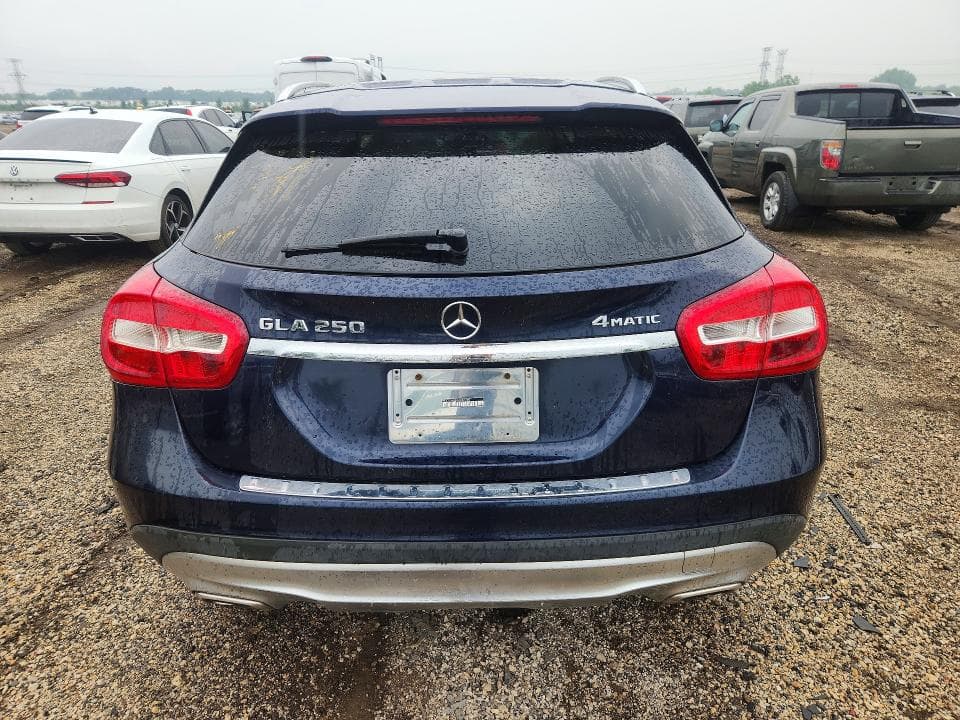 2017 MERCEDES-BENZ GLA 250 4MATIC