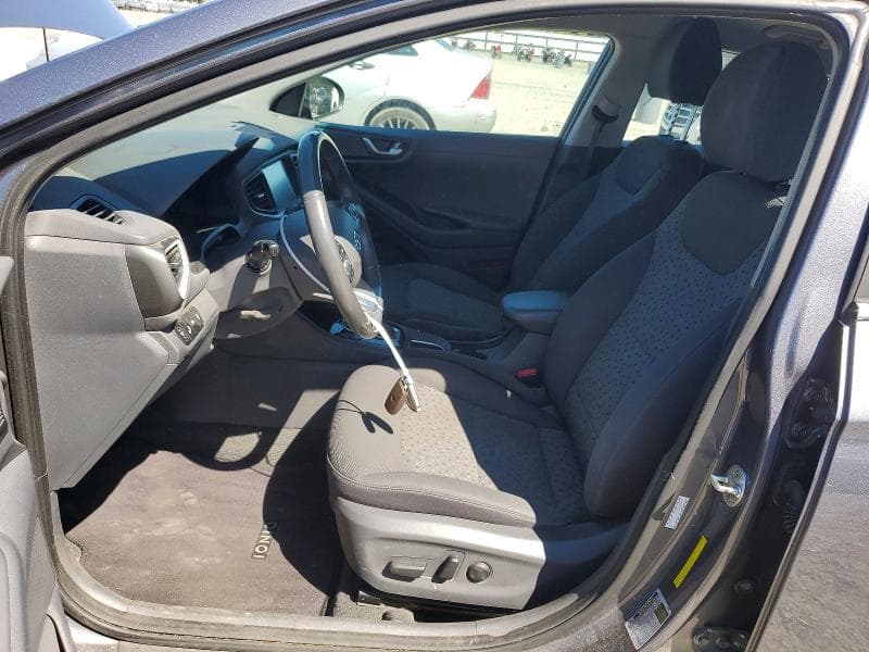 2017 HYUNDAI IONIQ SEL