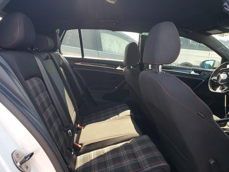2016 VOLKSWAGEN GTI S/SE