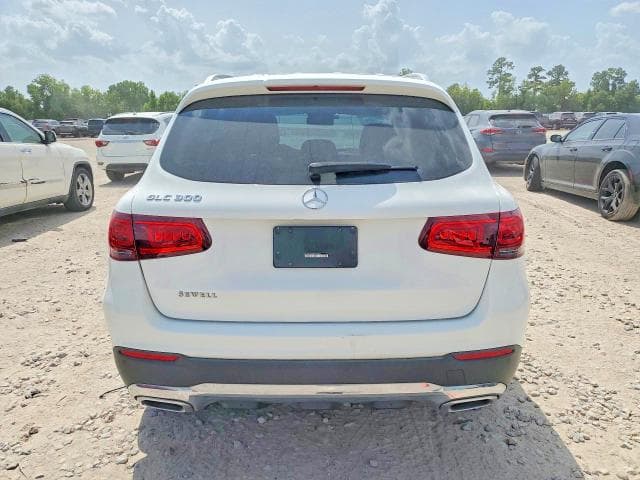 2021 MERCEDES-BENZ GLC 300