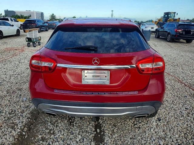 2015 MERCEDES-BENZ GLA 250 4MATIC