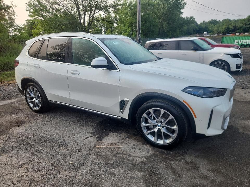 2026 BMW X5 XDRIVE50E
