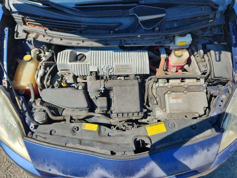 2010 TOYOTA PRIUS III