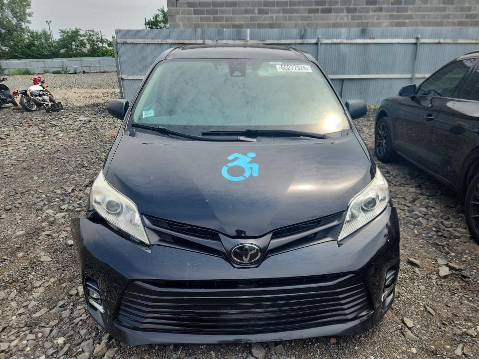 2020 TOYOTA SIENNA L