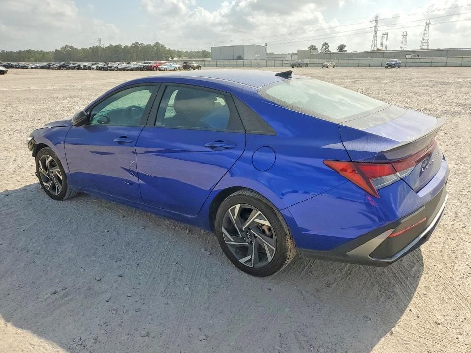 2025 HYUNDAI ELANTRA SEL SPORT