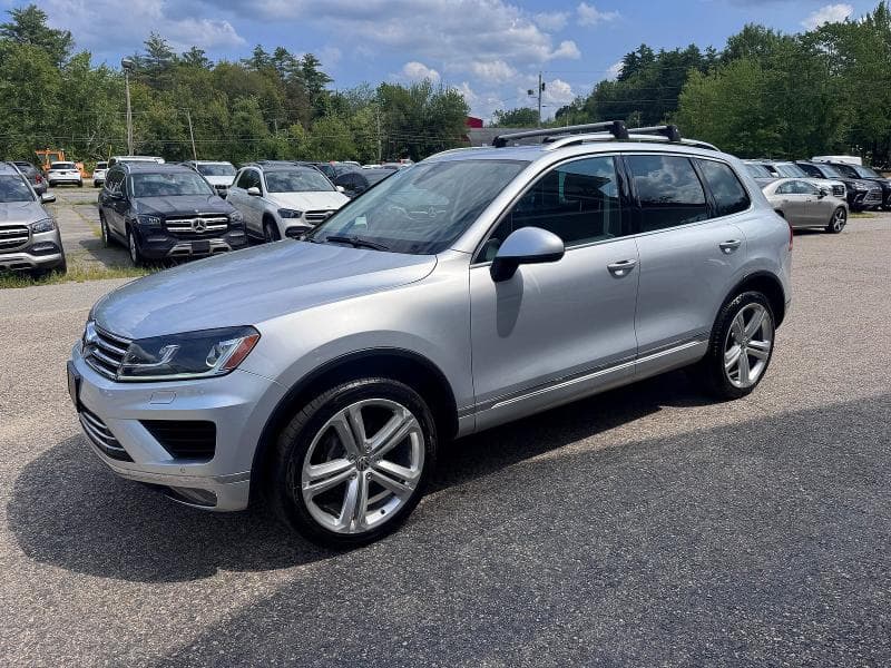 2017 VOLKSWAGEN TOUAREG EXECUTIVE