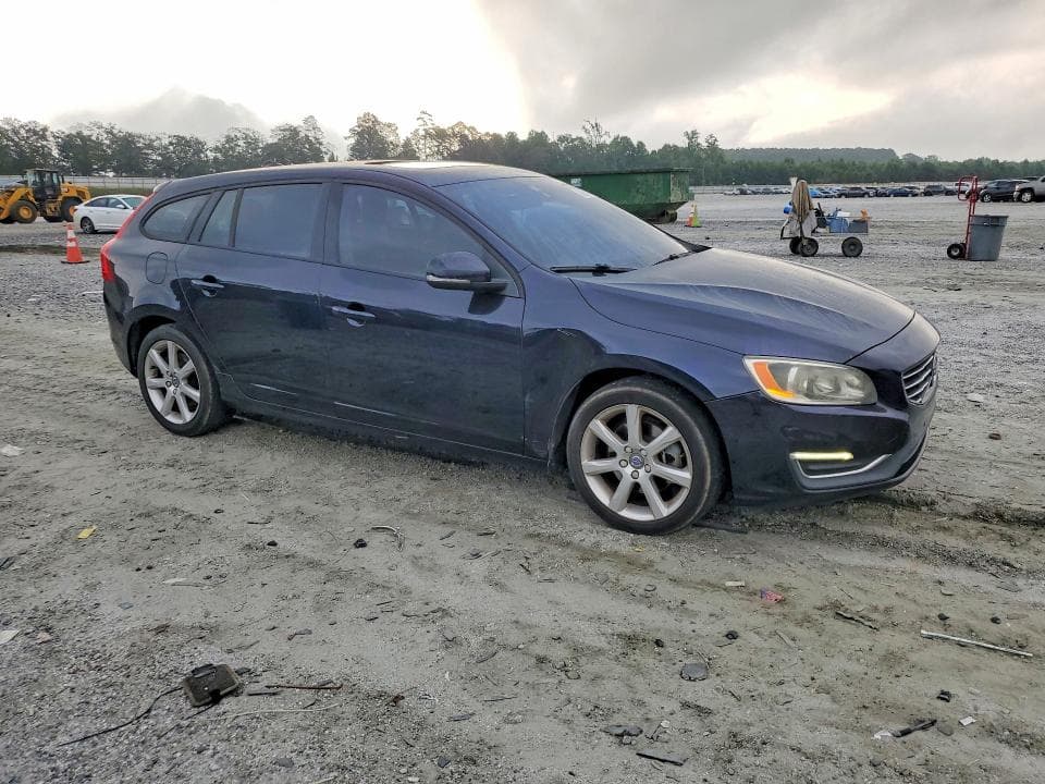 2017 VOLVO V60 T5