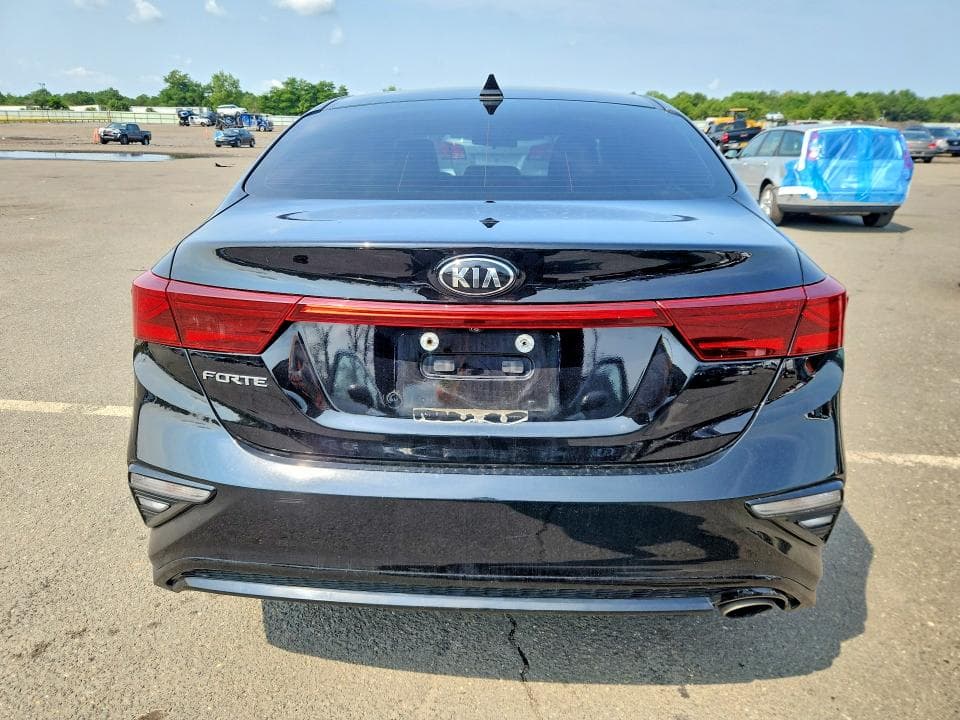 2021 KIA FORTE LXS