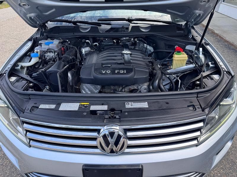 2017 VOLKSWAGEN TOUAREG EXECUTIVE
