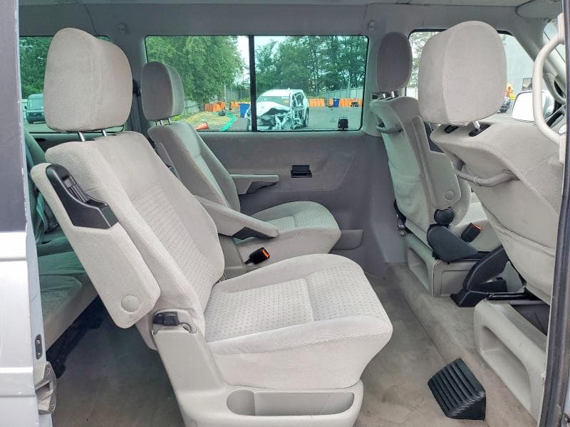 2003 VOLKSWAGEN EUROVAN GLS