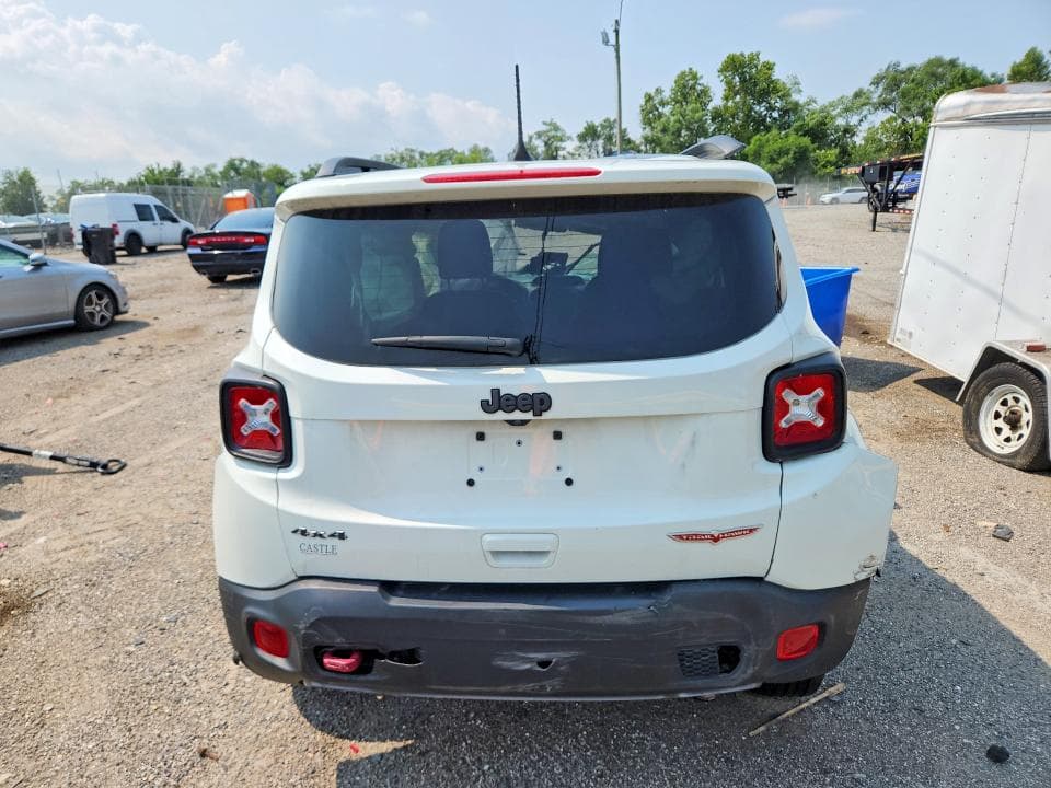 2022 JEEP RENEGADE TRAILHAWK