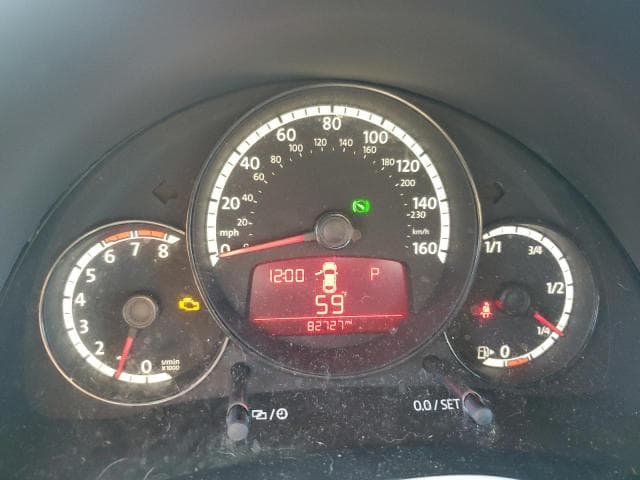2013 VOLKSWAGEN BEETLE