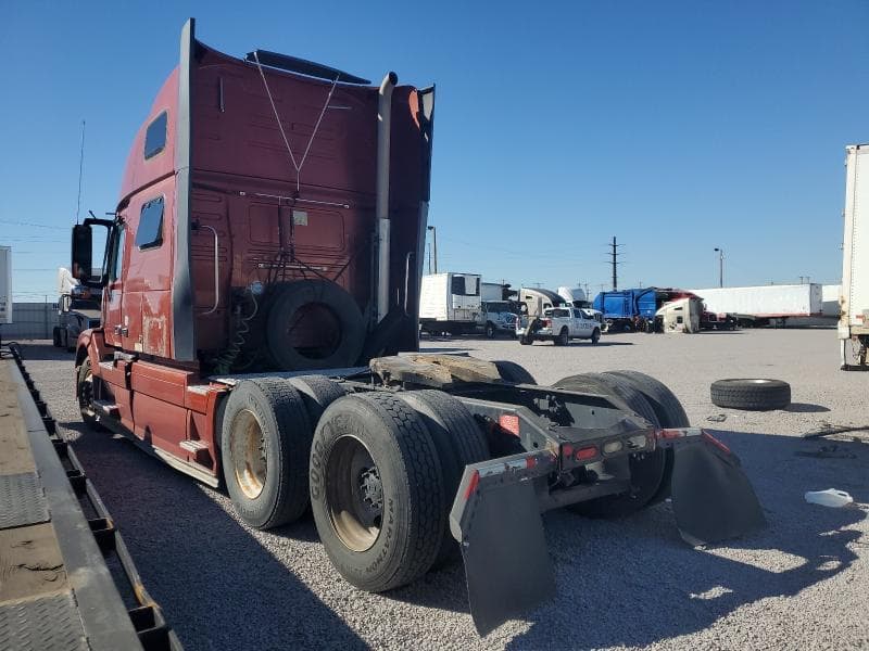 2018 VOLVO VNL SEMI TRUCK