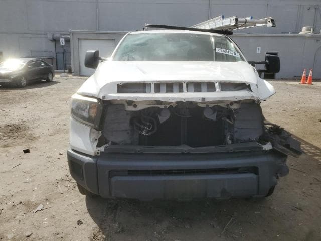2018 TOYOTA TUNDRA SR