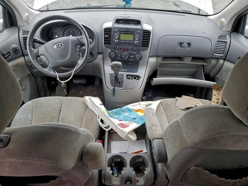2009 KIA SEDONA