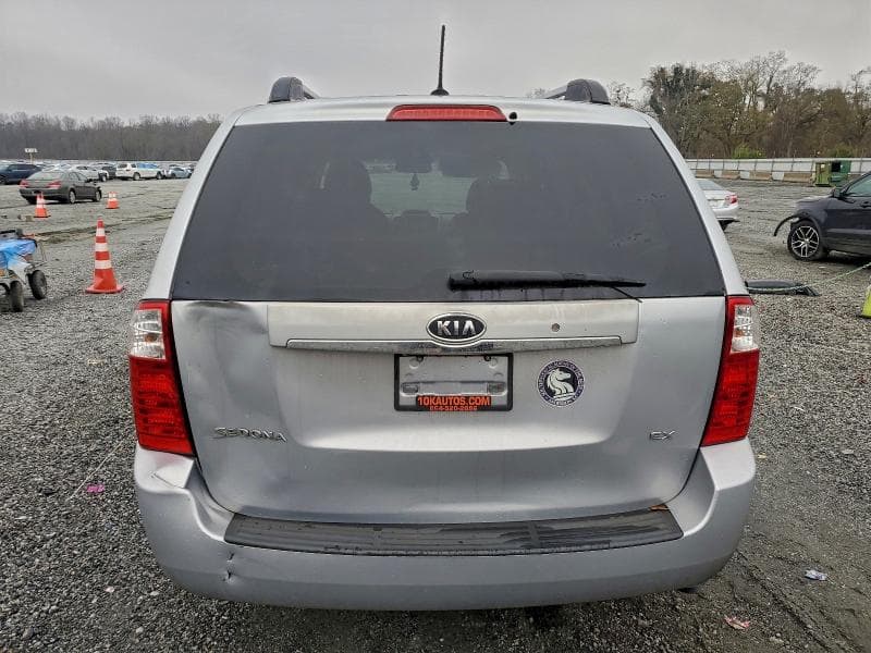 2009 KIA SEDONA