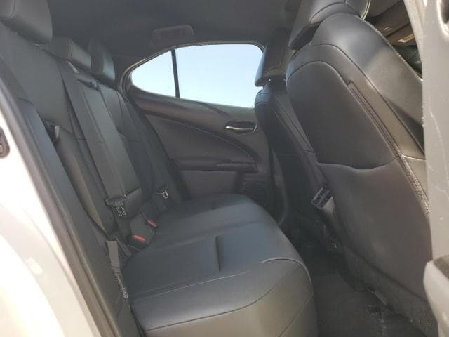 2021 LEXUS UX 200