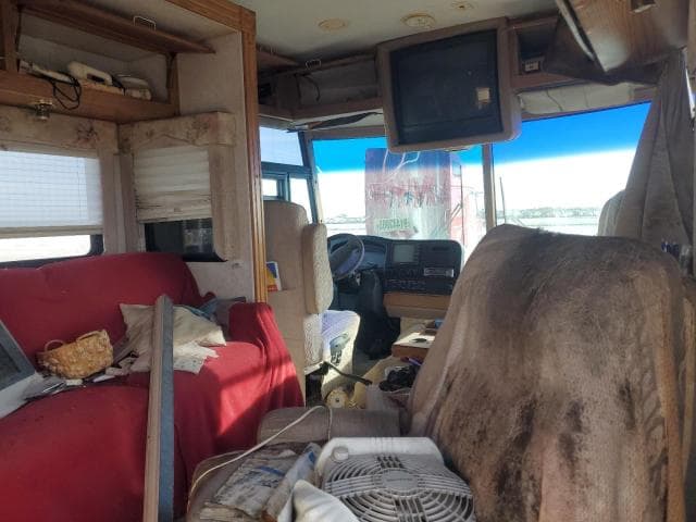 2000 FORD F550 SUPER DUTY STRIPPED CHASSIS