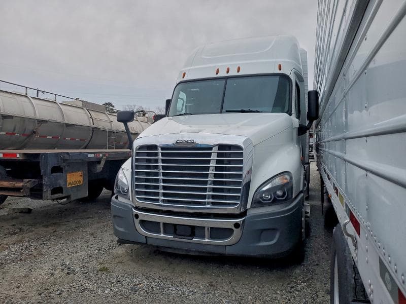 2018 FREIGHTLINER CASCADIA 125 SEMI TRUCK