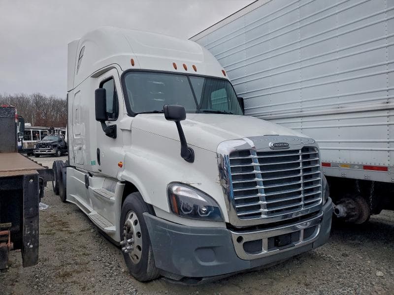 2018 FREIGHTLINER CASCADIA 125 SEMI TRUCK
