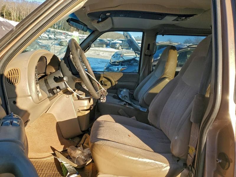 2001 CHEVROLET ASTRO