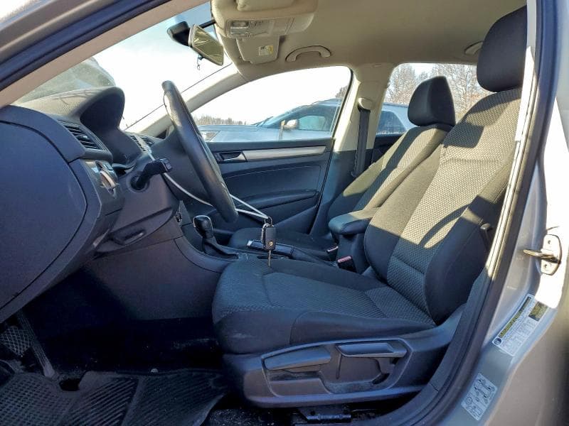 2014 VOLKSWAGEN PASSAT S