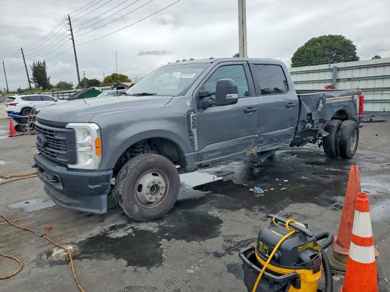2023 FORD F350 SUPER DUTY