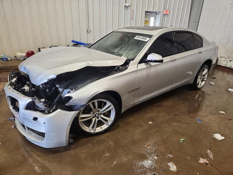 2013 BMW 740 I
