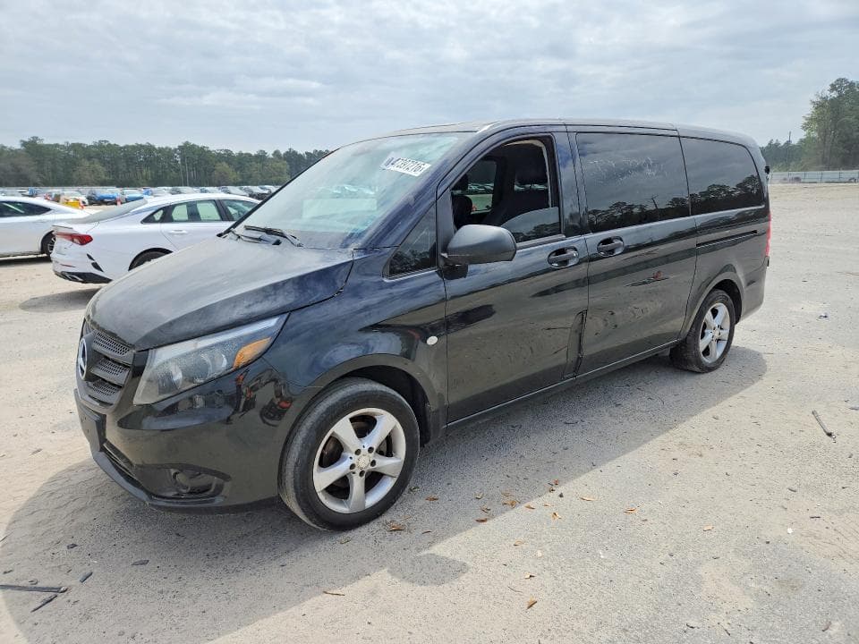2018 MERCEDES-BENZ METRIS