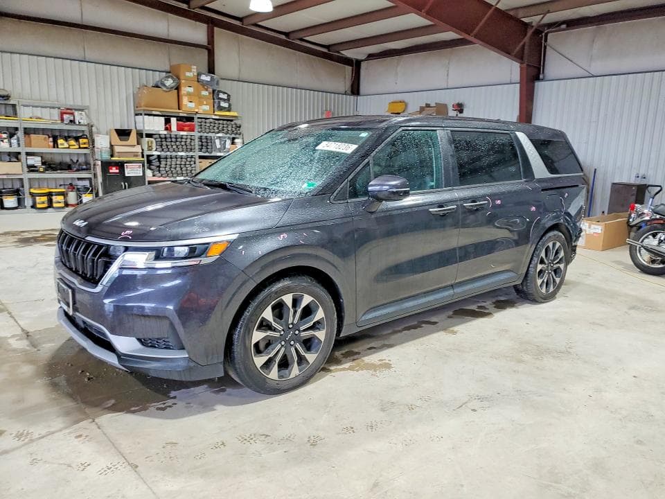 2022 KIA CARNIVAL EX