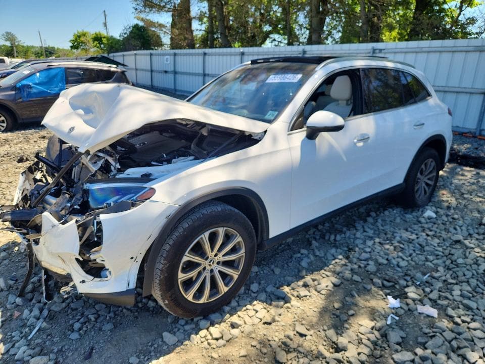 2025 MERCEDES-BENZ GLC 300 4MATIC