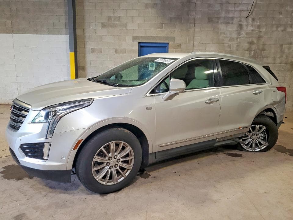 2017 CADILLAC XT5