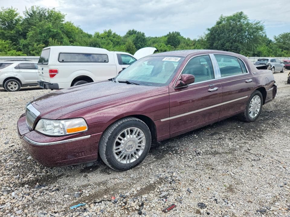 2006 LINCOLN TOWN CAR SIGNATURE LIMITED