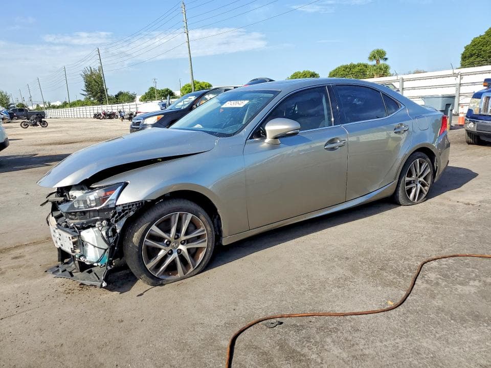 2018 LEXUS IS 300