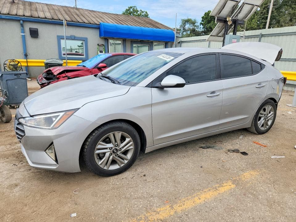 2020 HYUNDAI ELANTRA SE