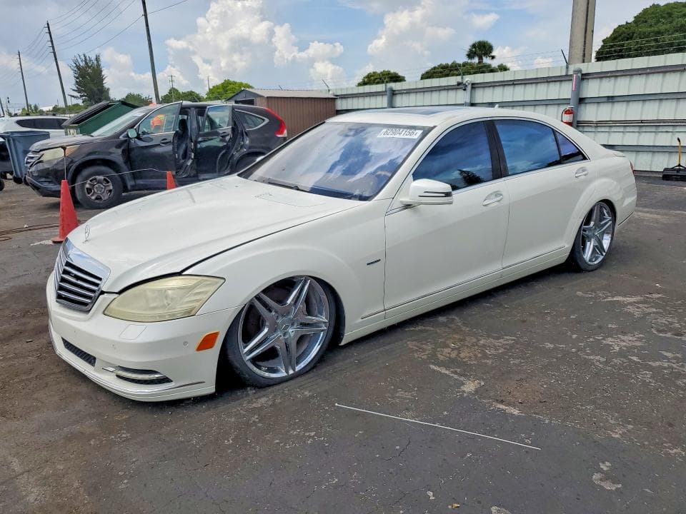2010 MERCEDES-BENZ S 400