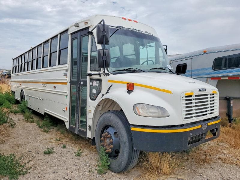 2016 FREIGHTLINER CHASSIS B2B