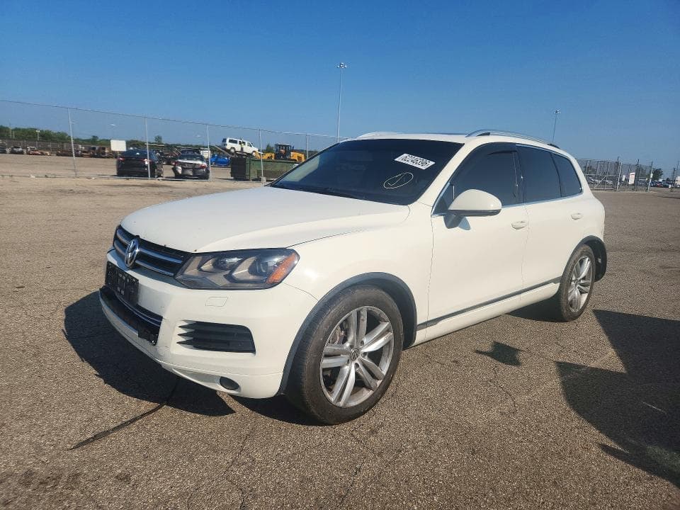 2011 VOLKSWAGEN TOUAREG V6 TDI