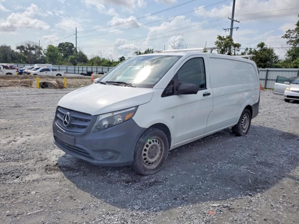 2017 MERCEDES-BENZ METRIS