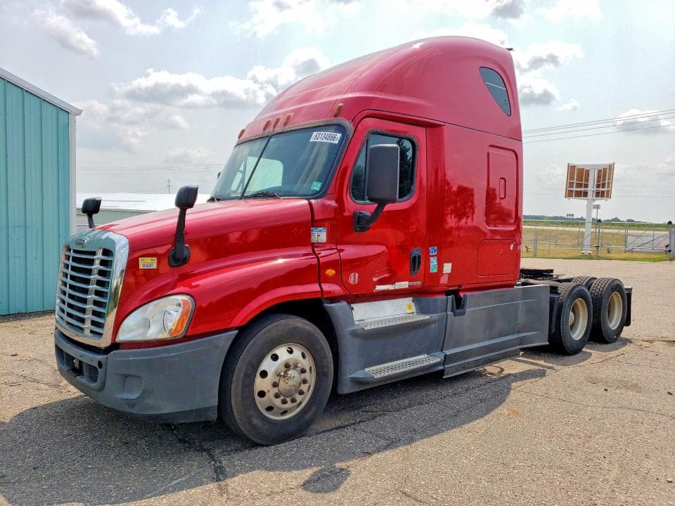 2015 FREIGHTLINER CASCADIA SEMI TRUCK