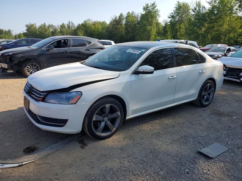2015 VOLKSWAGEN PASSAT S