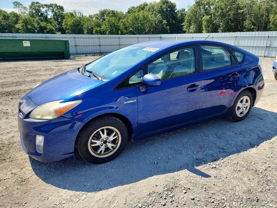 2010 TOYOTA PRIUS III