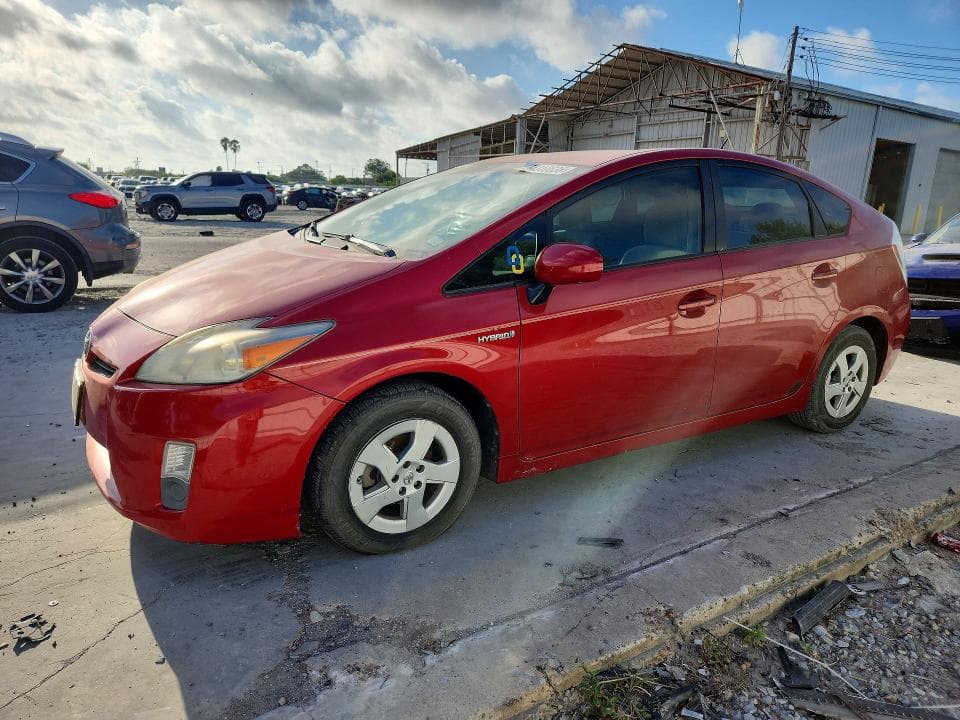 2010 TOYOTA PRIUS III