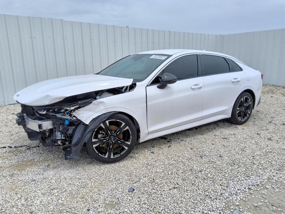2022 KIA K5 GT LINE